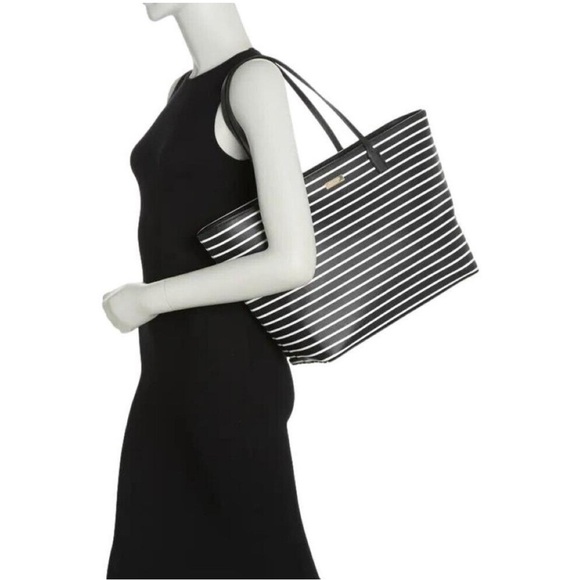 kate spade Handbags - Kate Spade- Large Tote city stripe